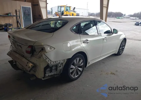 2011 Infiniti M37 z USA, uszkodzony, nr VIN JN1BY1AP9BM324744